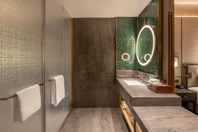 Imagen de la habitación del Hotel Hualuxe Qingdao Licang, An Ihg. Foto 32