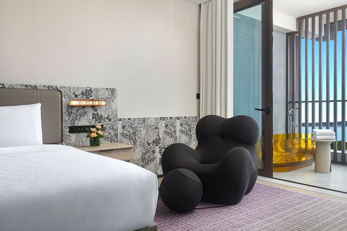 Imagen de la habitación del Hotel Hualuxe Sanya Yalong Bay Resort, An Ihg. Foto 11