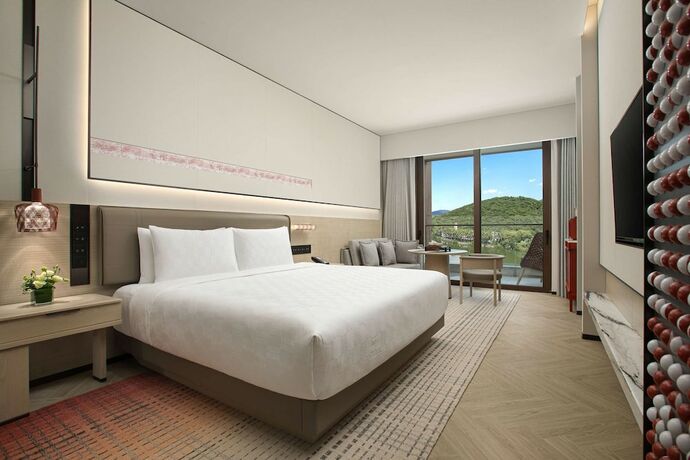 Imagen de la habitación del Hotel Hualuxe Sanya Yalong Bay Resort, An Ihg. Foto 19