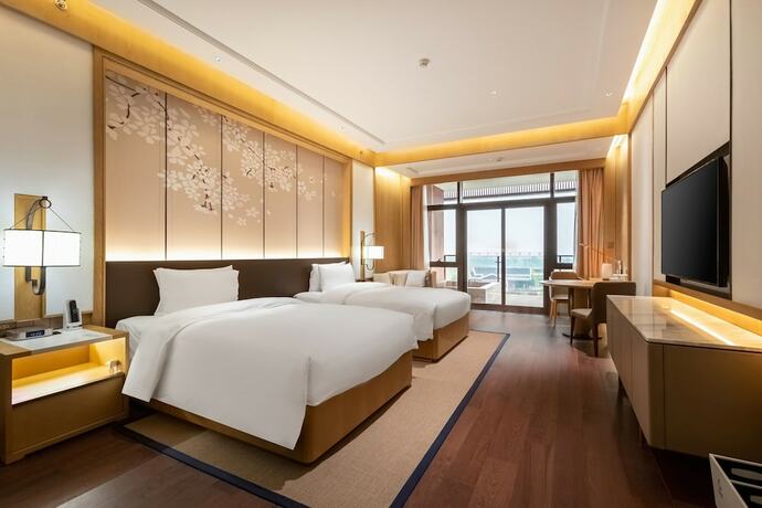 Imagen de la habitación del Hotel Hualuxe Suzhou Bay Hot Spring Resort, An Ihg. Foto 15
