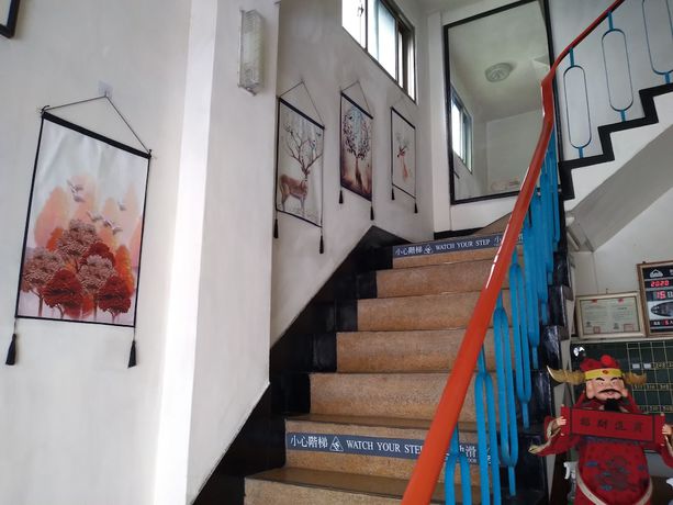 Imagen de los interiores del Hotel Huan Tai. Foto 20