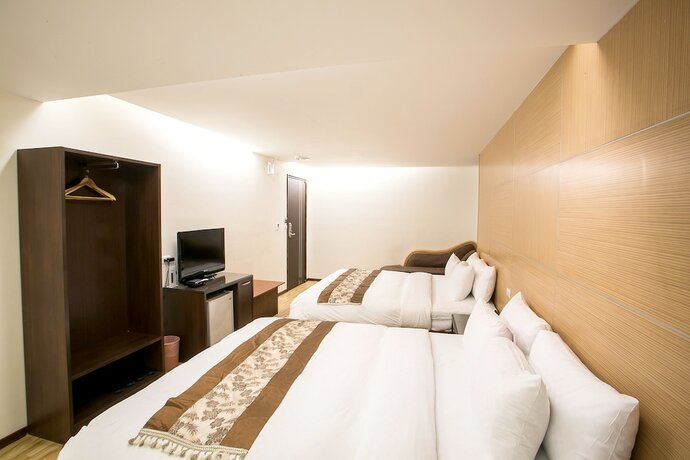 Imagen general del Hotel Huang Shin Business-chung Kang. Foto 12