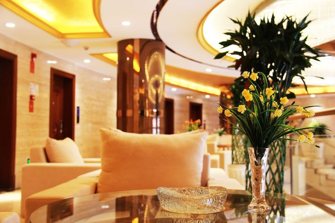 Imagen de los interiores del Hotel Huangguoshuyuquanhotel. Foto 19