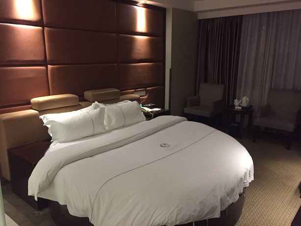 Imagen de la habitación del Hotel Huangpu, Guangzhou. Foto 18