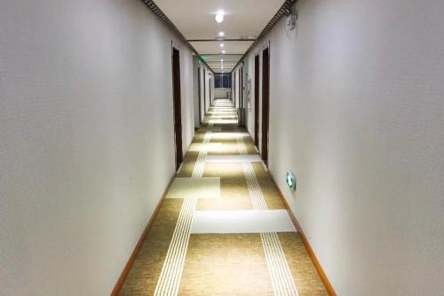 Imagen de la habitación del Hotel Huangshan Mountain New Century. Foto 9