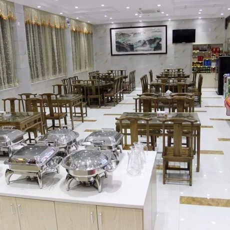 Imagen del bar/restaurante del Hotel Huangshan New Century. Foto 2