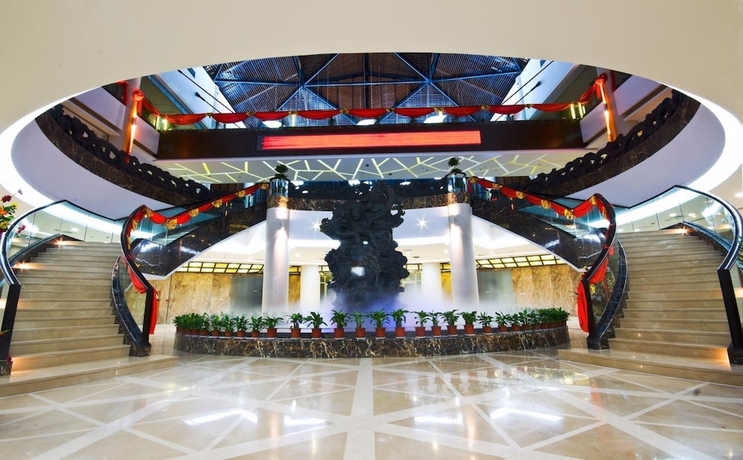 Imagen de los interiores del Hotel Huangshan Xuanyuan International. Foto 17