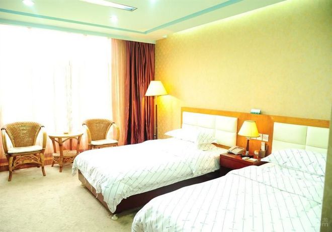 Imagen de la habitación del Hotel Huangshan Zhongshan International. Foto 11