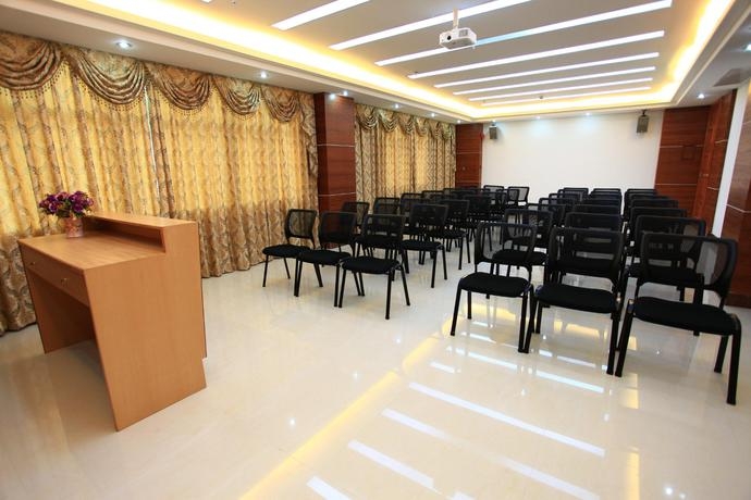 Imagen general del Hotel Huangting Holiday Inn. Foto 7