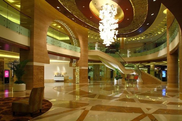 Imagen de los interiores del Hotel Huaqiao New Century Grand. Foto 15