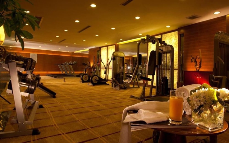 Imagen de los interiores del Hotel Huaqiao New Century Grand. Foto 18