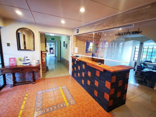 Imagen de los interiores del Hotel Huasco. Foto 17