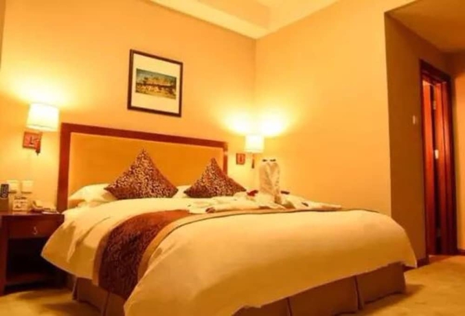 Imagen de la habitación del Hotel Huashan Mountain International. Foto 10