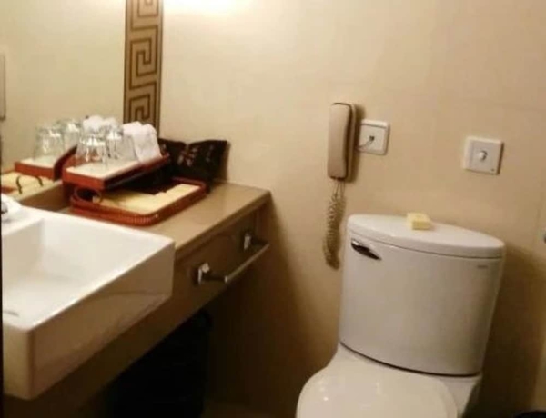 Imagen de la habitación del Hotel Huashan Mountain International. Foto 11