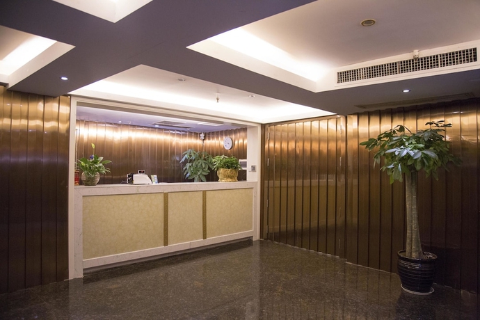 Imagen de los interiores del Hotel Huatian Choice Xiangya Rd Branch. Foto 17