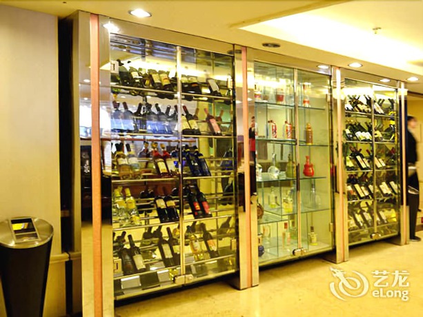 Imagen de los interiores del Hotel Huaxia Hotel. Foto 18