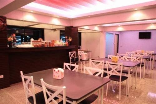Imagen general del Hotel Huay Kaew Palace 1. Foto 22
