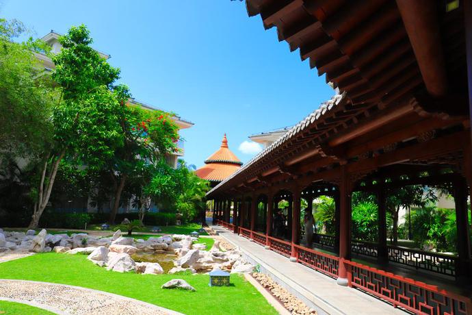 Imagen de los exteriores del Hotel Huayu Resort and Spa Yalong Bay Sanya, SANYA. Foto 8