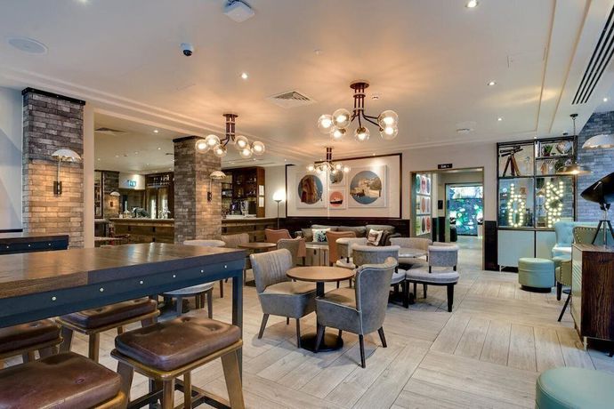 Imagen de los interiores del Hotel Hub By Premier Inn Edinburgh Cc Rose Street. Foto 6