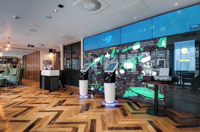 Imagen de los interiores del Hotel Hub By Premier Inn Edinburgh Haymarket. Foto 10