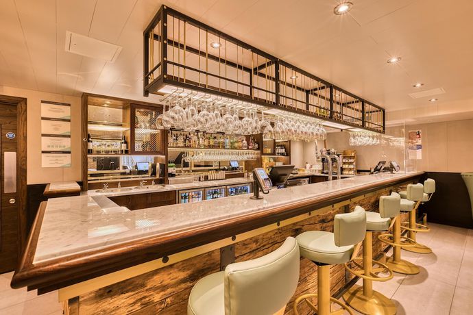Imagen del bar/restaurante del Hotel Hub By Premier Inn London - Soho. Foto 3