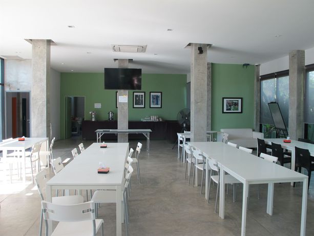 Imagen del bar/restaurante del Hotel Hub De Leaf Rayong. Foto 3