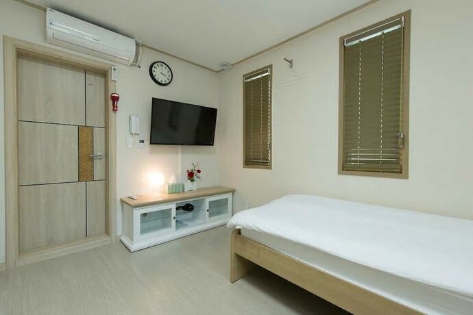 Imagen general del Hotel Hub Guest House. Foto 8