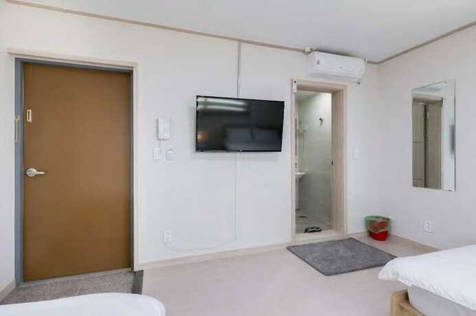Imagen general del Hotel Hub Guest House. Foto 9