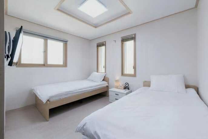Imagen de la habitación del Hotel Hub Guest House. Foto 25