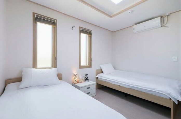 Imagen de la habitación del Hotel Hub Guest House. Foto 28
