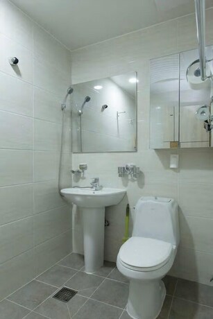 Imagen de la habitación del Hotel Hub Guest House. Foto 29