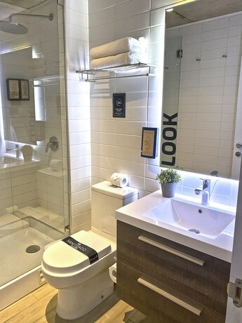 Imagen de la habitación del Hotel Hub Providencia. Foto 6