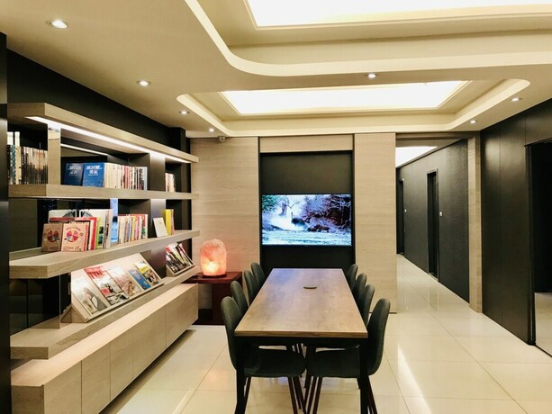 Imagen de los interiores del Hotel Hub Tucheng. Foto 36