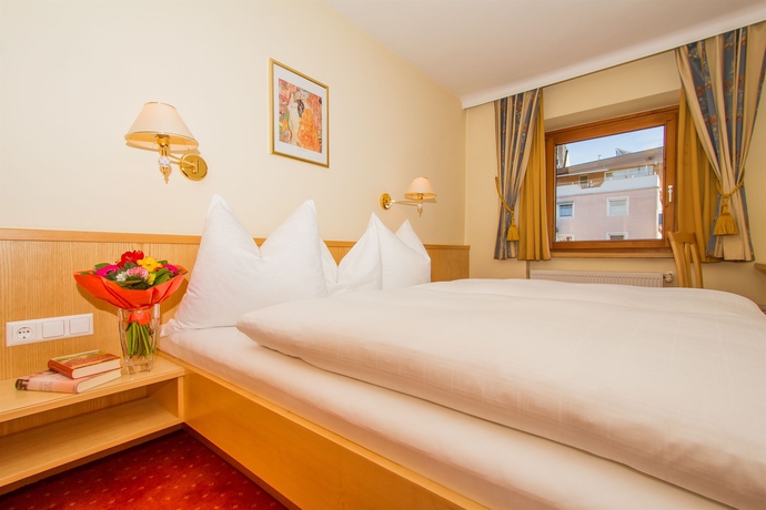 Imagen de la habitación del Hotel Huberhof, Rum . Foto 5