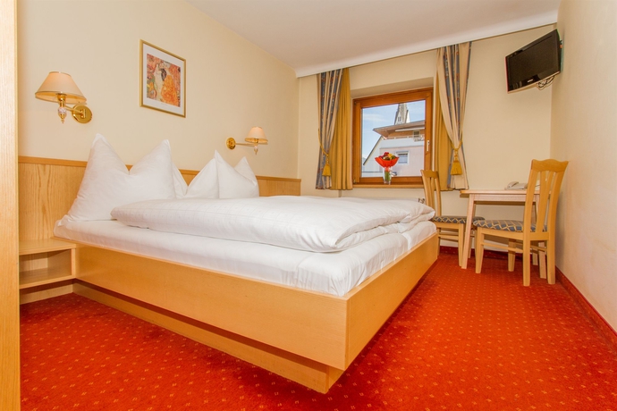 Imagen de la habitación del Hotel Huberhof, Rum . Foto 12