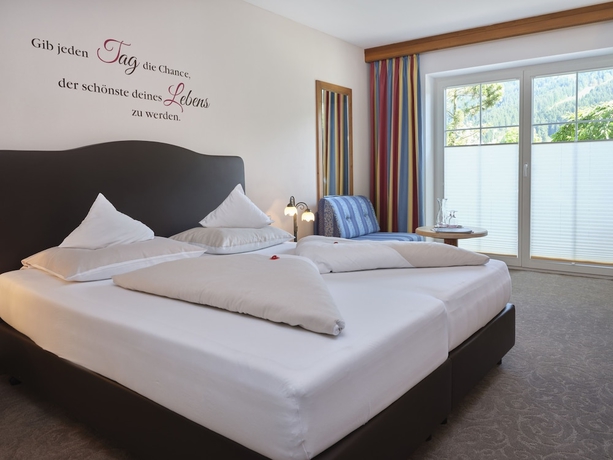 Imagen de la habitación del Hotel Hubertus, Brixen Im Thale . Foto 2