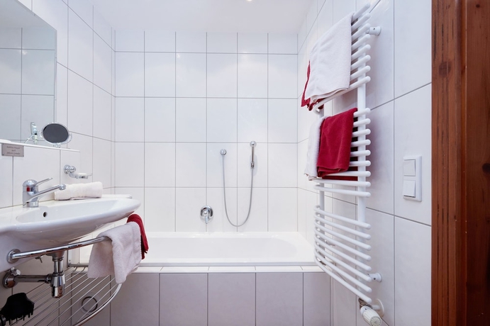 Imagen de la habitación del Hotel Hubertus, Brixen Im Thale . Foto 13