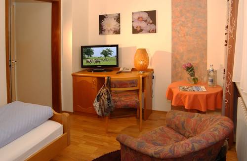 Imagen de la habitación del Hotel Hubertus Garni. Foto 8