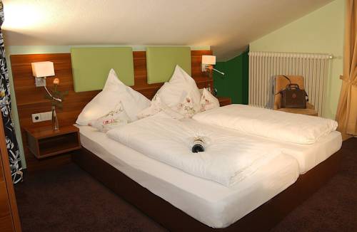 Imagen de la habitación del Hotel Hubertus Garni. Foto 10