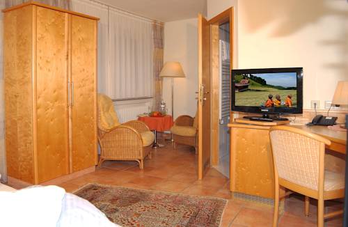 Imagen de la habitación del Hotel Hubertus Garni. Foto 12
