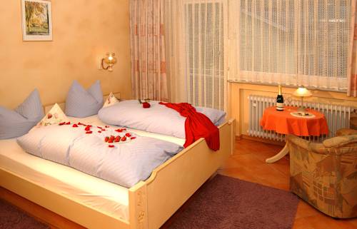 Imagen de la habitación del Hotel Hubertus Garni. Foto 13