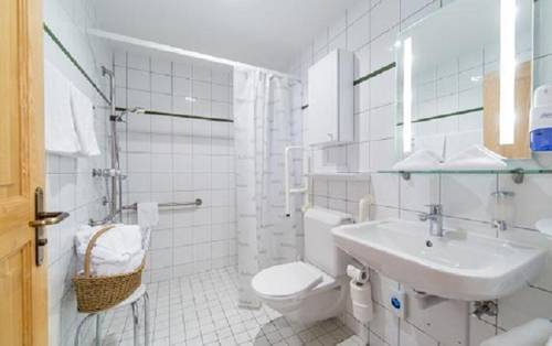 Imagen de la habitación del Hotel Hubertus, Obergesteln. Foto 7