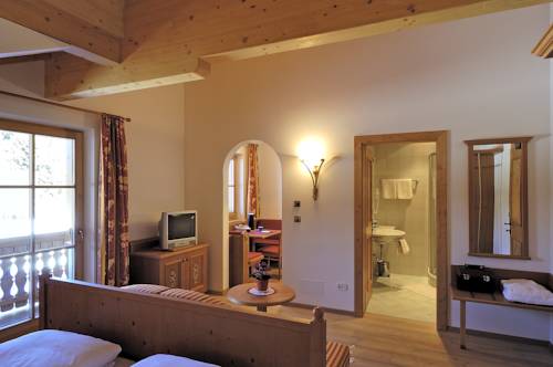 Imagen de la habitación del Hotel Hubertushof, Dobbiaco. Foto 4