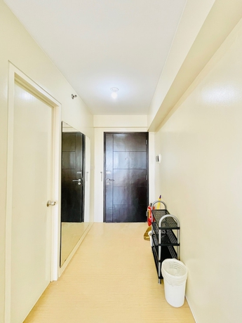 Imagen de la habitación del Hotel Hubomoto Avida Suites. Foto 3
