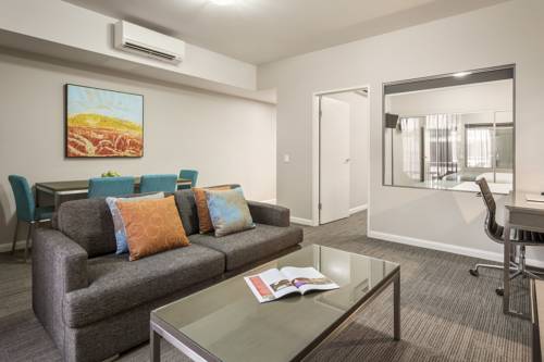 Imagen de la habitación del Hotel Hudson Berrimah. Foto 5