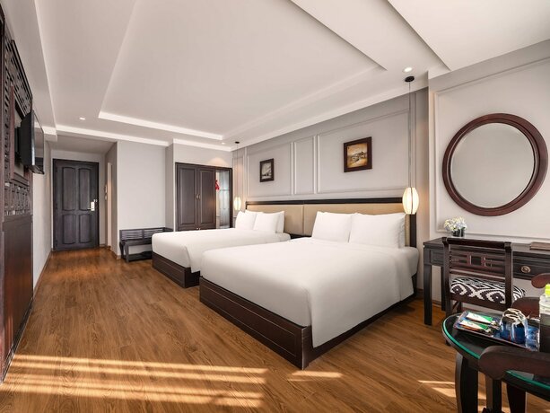 Imagen de la habitación del Hotel Hue Serene Palace. Foto 33