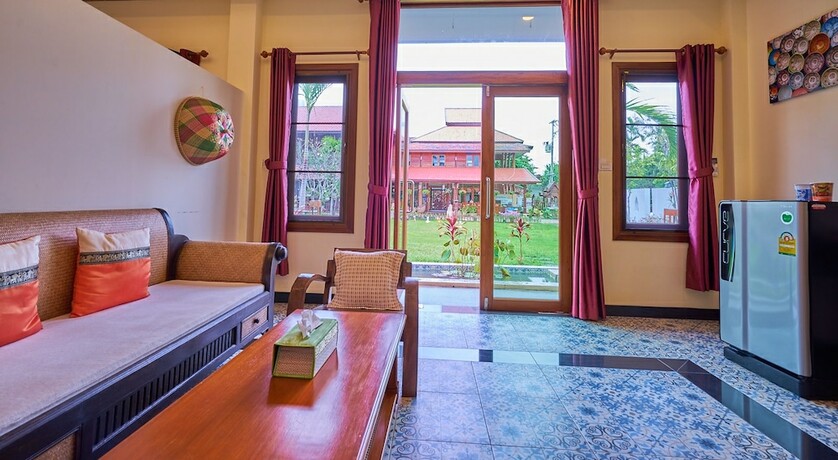 Imagen de la habitación del Hotel Hueankhamhom Resort. Foto 11