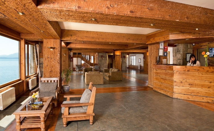 Imagen de los interiores del Hotel Huemul. Foto 16