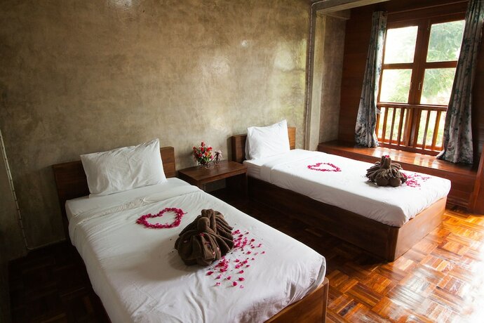 Imagen general del Hotel Huen Aumpron Resort. Foto 2