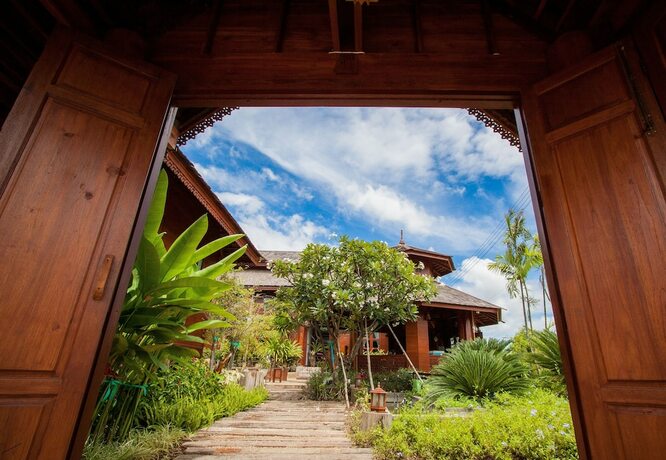 Imagen general del Hotel Huen Aumpron Resort. Foto 11